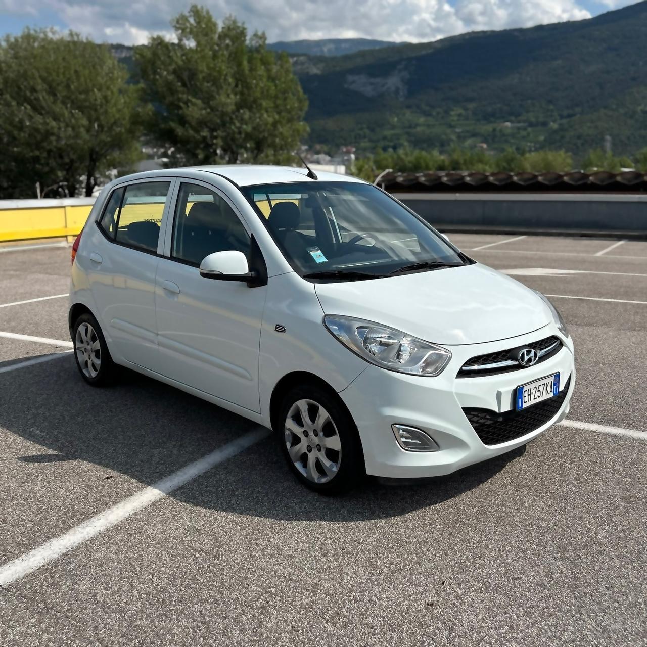 Hyundai i10 1.1 Fiorucci Soft Top Neopatentati 2011