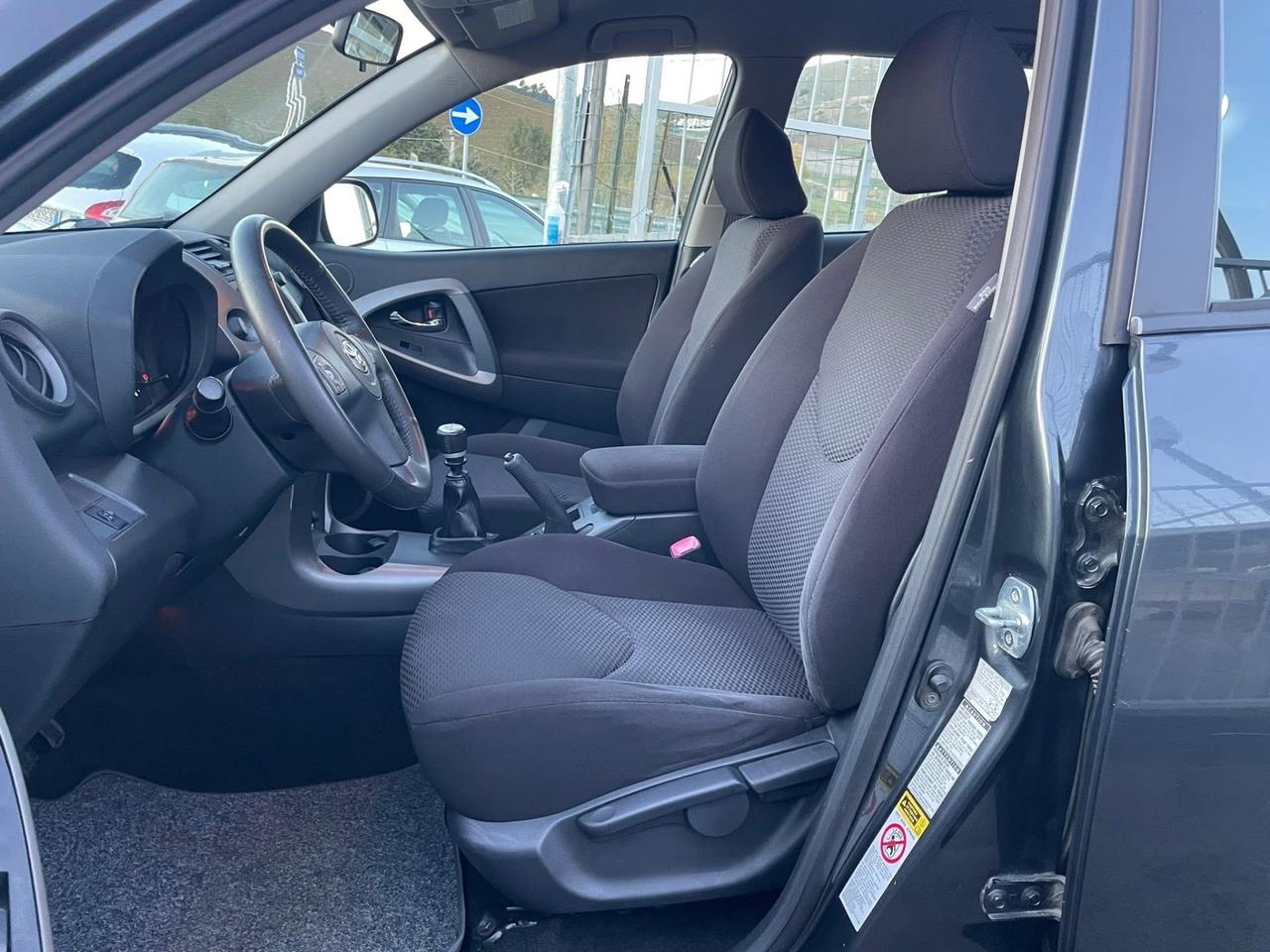 Toyota RAV 4 RAV4 2.2 D-4D 136 CV Sol