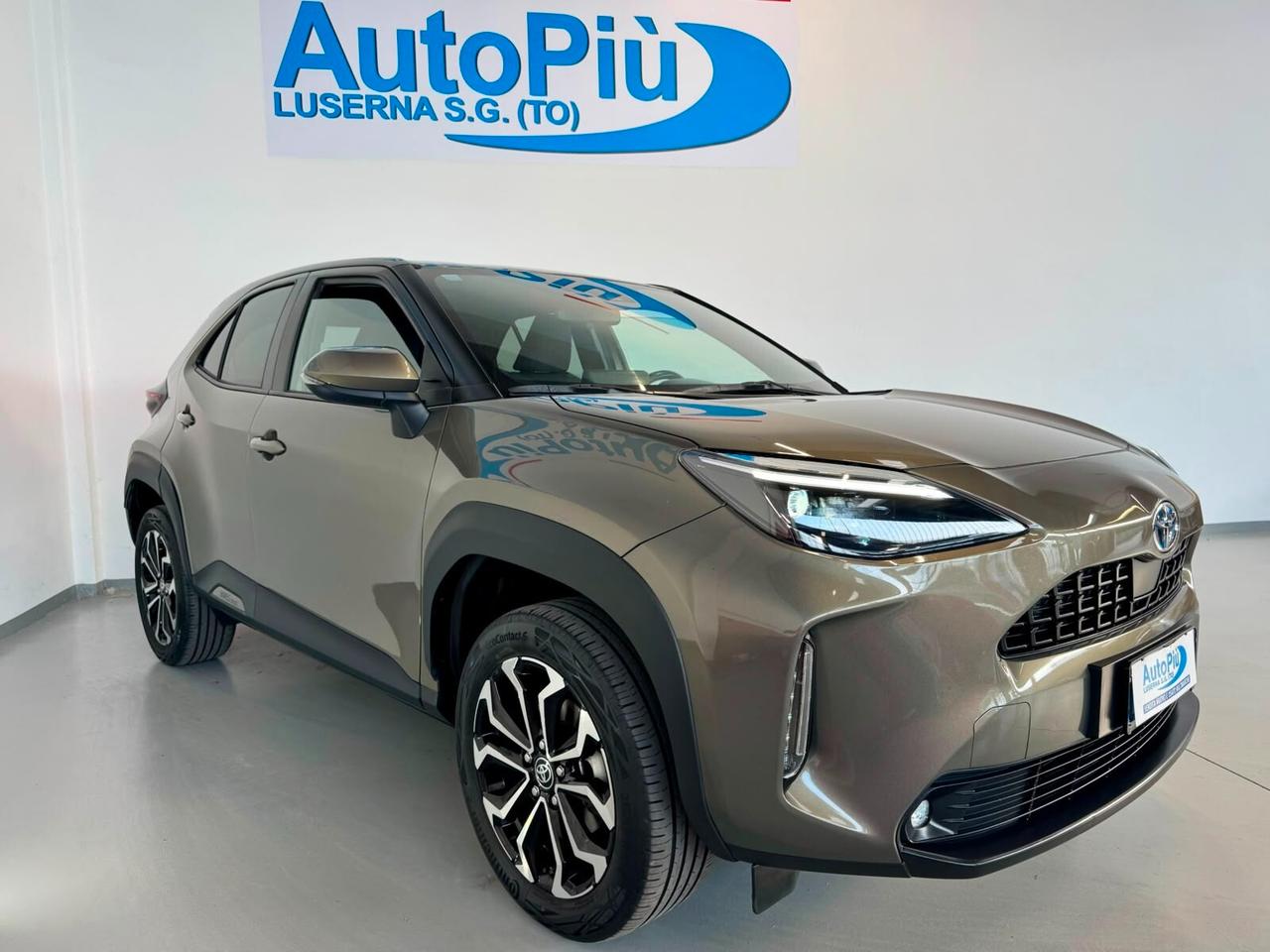 Toyota Yaris Cross 1.5 Hybrid 5p. E-CVT AWD-i Trend