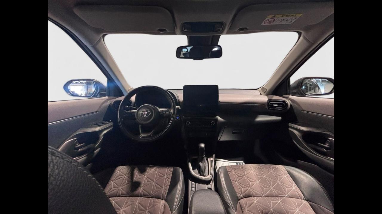 TOYOTA Yaris Cross - Yaris Cross 1.5h Lounge fwd 116cv e-cvt
