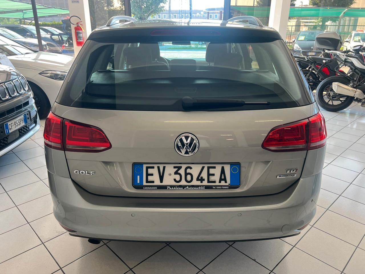 Volkswagen Golf Variant 1.6 TDI 110 CV DSG Comfortline BlueMotion Tech.