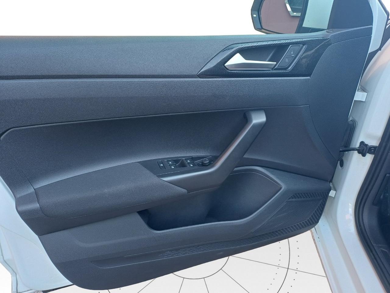 Volkswagen Polo 1.0 tsi life 95cv