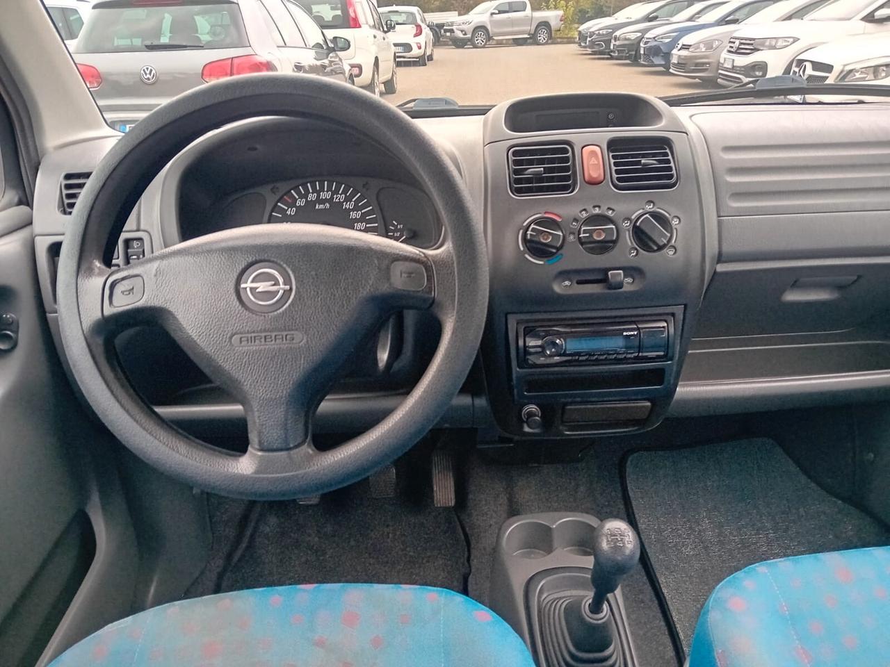 Opel Agila 1.2 16V Comfort