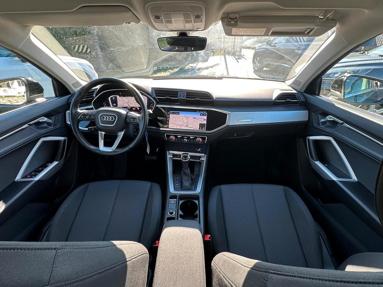 Audi Q3 2.0 TDI 150CV S tronic 200 SPORT-FARI FULL LED