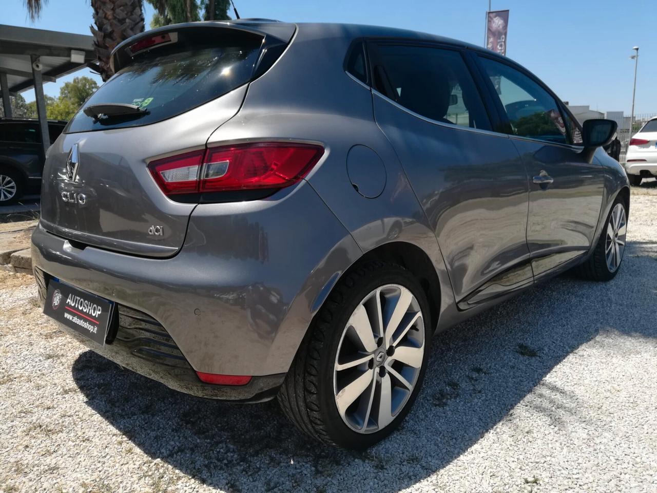 RENAULT - Clio - 1.5 dCi 8V 75 CV 5p. Costume Nat. - NEOPATENTATI - FINANZIABILE - PERMUTE