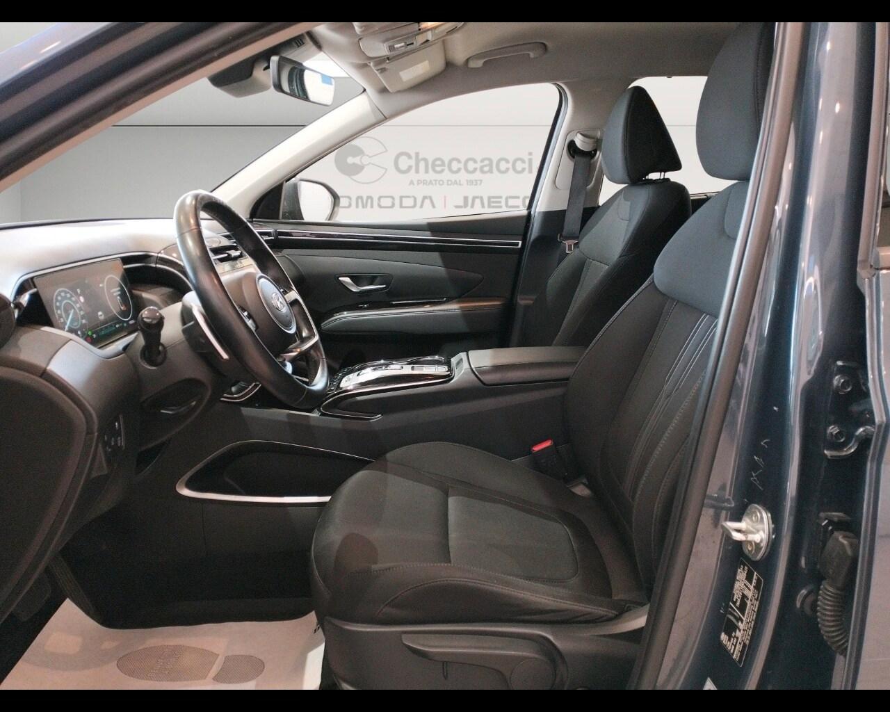 HYUNDAI Tucson 3ª serie Tucson 1.6 HEV aut. Ex...