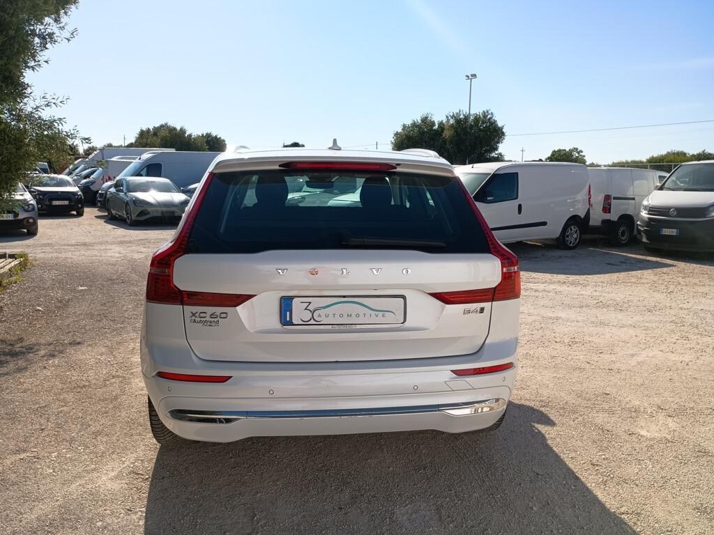 Volvo XC 60 B4 (d) AWD automatica Plus Bright
