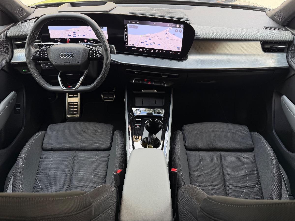 New Audi Q3 Sportback 35TDI S-line Identity Black 150CV