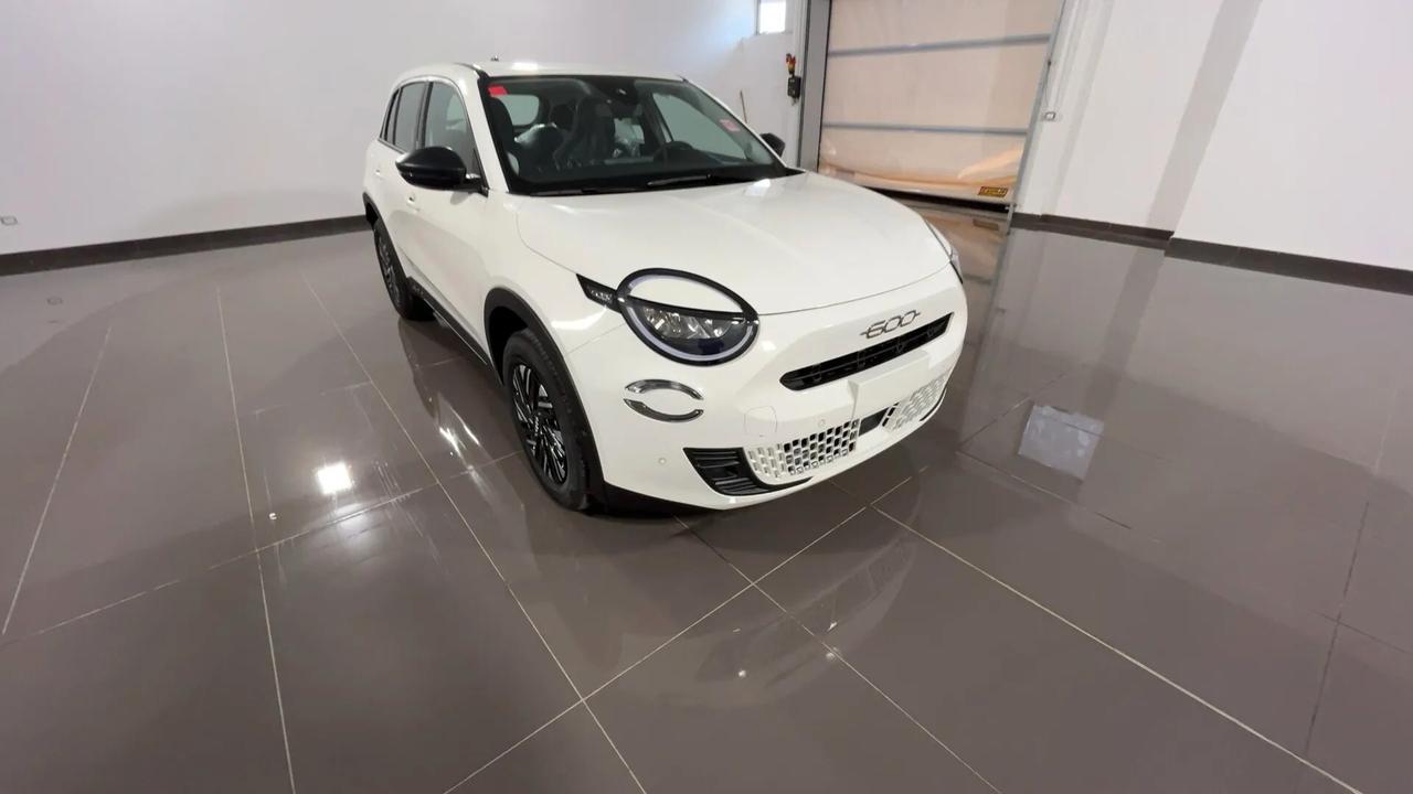 Fiat 600 Hybrid 100 CV DCT MHEV La Prima