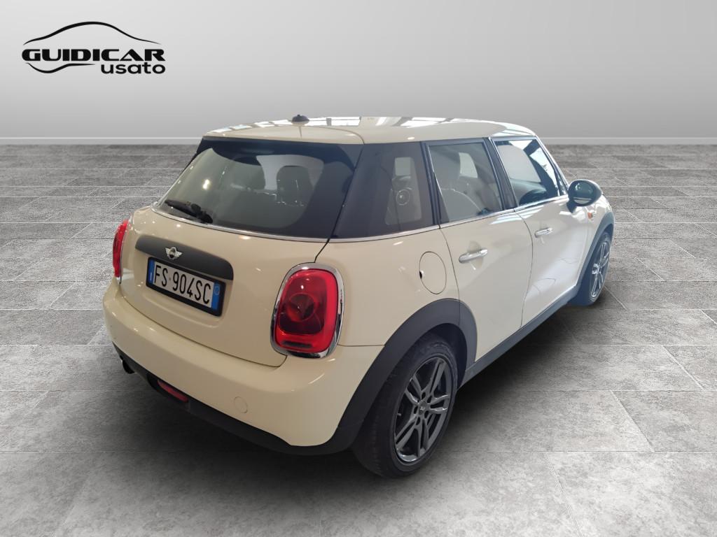 MINI Mini IV F55-F56 2014 - Mini 1.2 One 75cv 5p