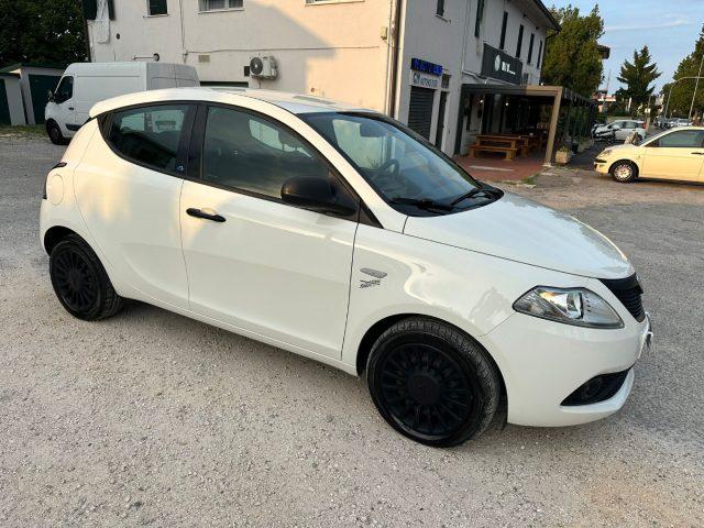 LANCIA Ypsilon 1.2 69 CV GPL Ecochic Elefantino Blu