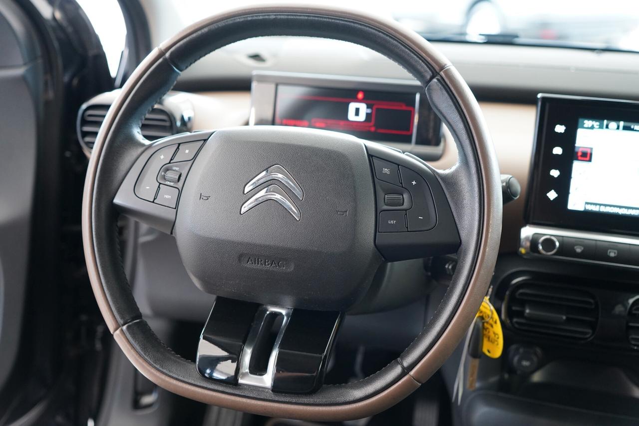 Citroen C4 Cactus BlueHDi 100 Just Black