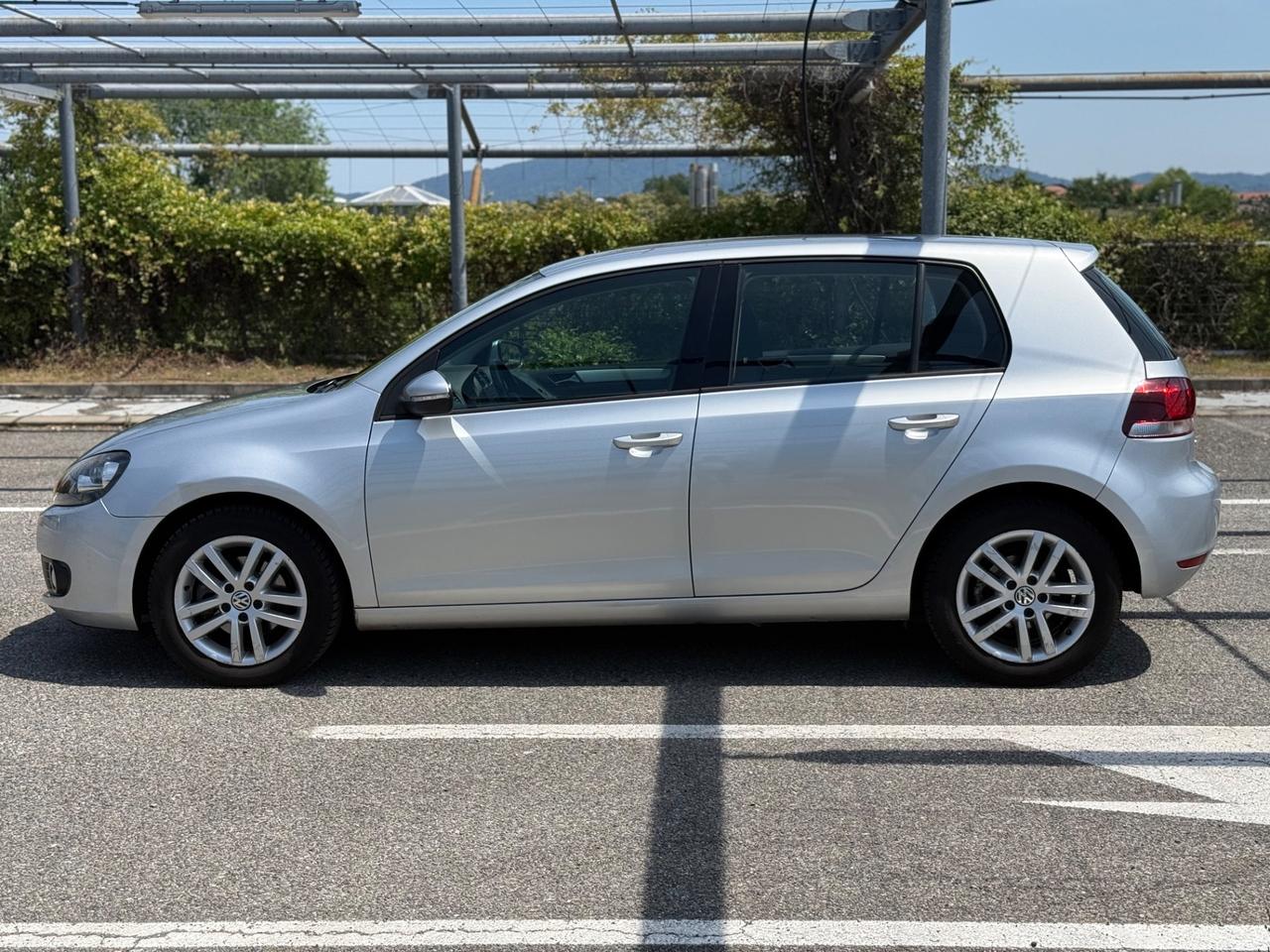 Volkswagen Golf 1.6 TDI DPF 5p. Highline