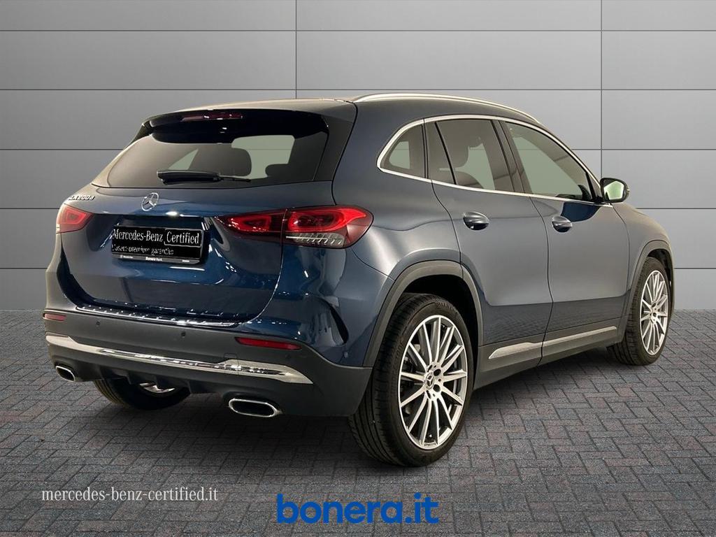 Mercedes GLA 200 200 D Premium 8G-DCT
