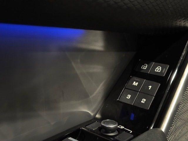 LAND ROVER Range Rover Velar 3.0D l6 300CV R-Dynamic TETTO/RADAR/360*