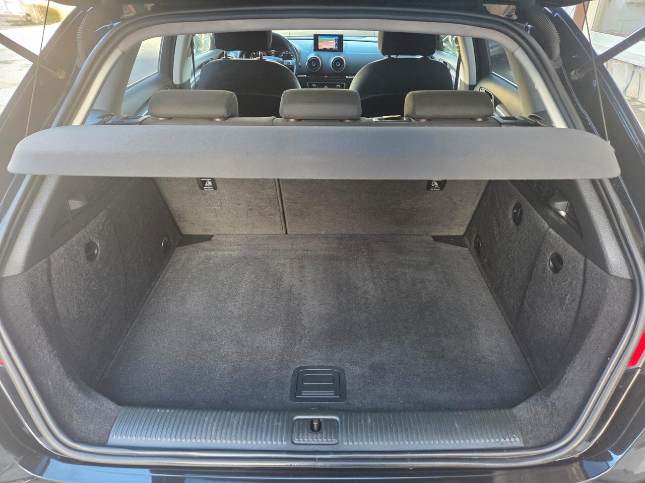 AUDI A3 1.6 TDI 110 CV ANNO 2014 FARI LED NAVIG KMCERT