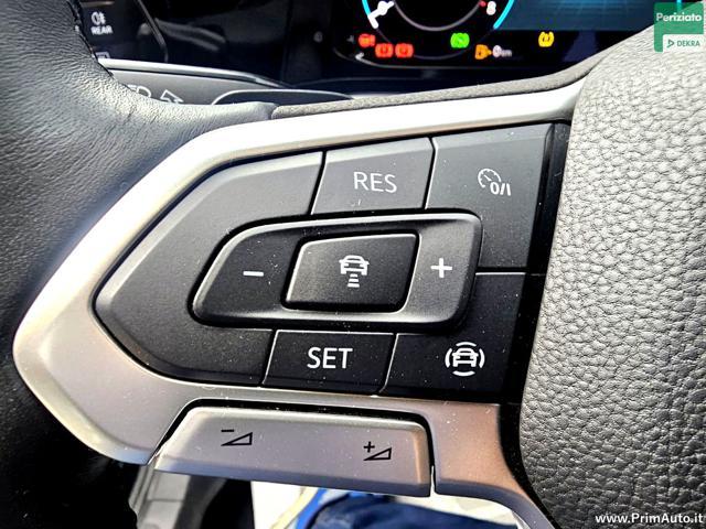 VOLKSWAGEN Golf 1.0 eTSI EVO DSG Life