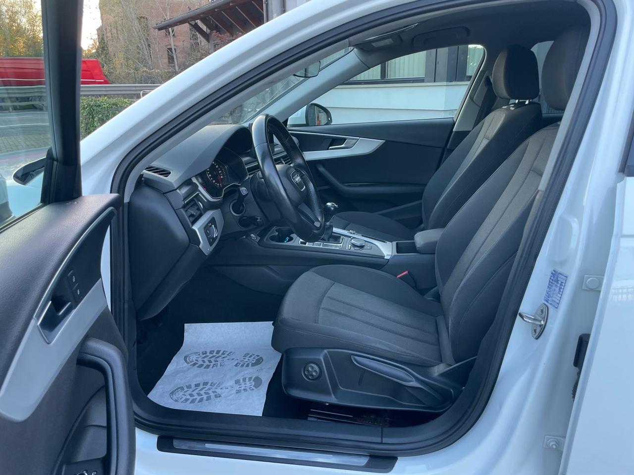 Audi A4 2.0 TDI 150 CV ultra Business