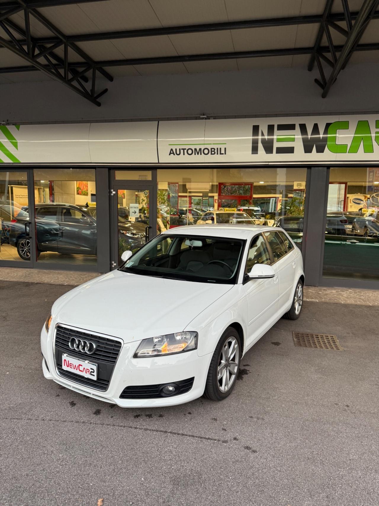 AUDI A3 SPB 1.6 TDI 105cv CR AMBIENTE