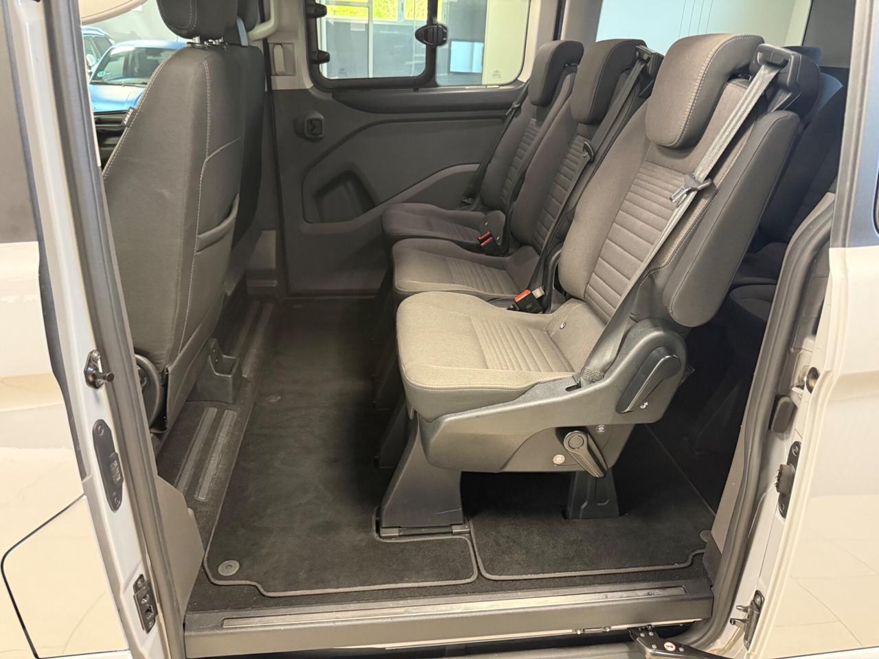 Ford Tourneo Custom 9 posti 150CV MHEV PC Titanium