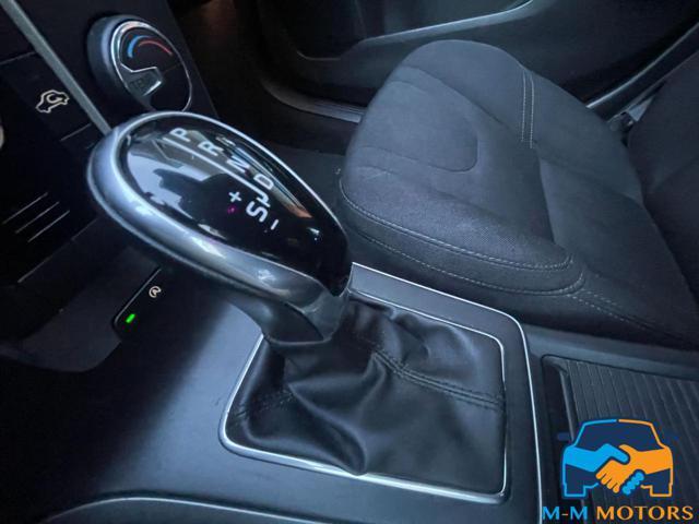 VOLVO V40 Kinetic con 12 mesi garanzia