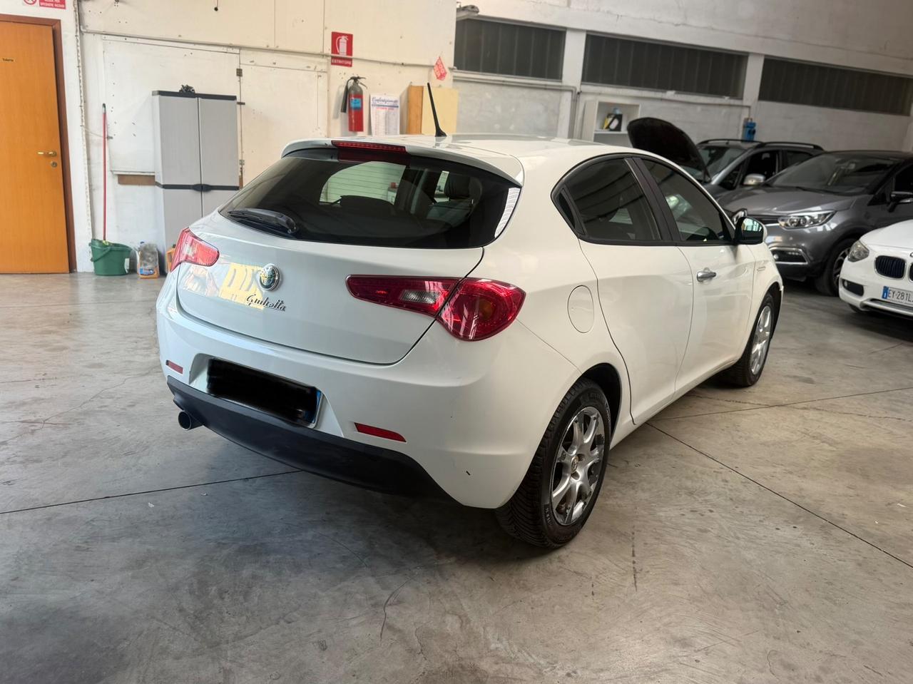 Alfa Romeo Giulietta 1.6 JTDm-2 105 CV Progression