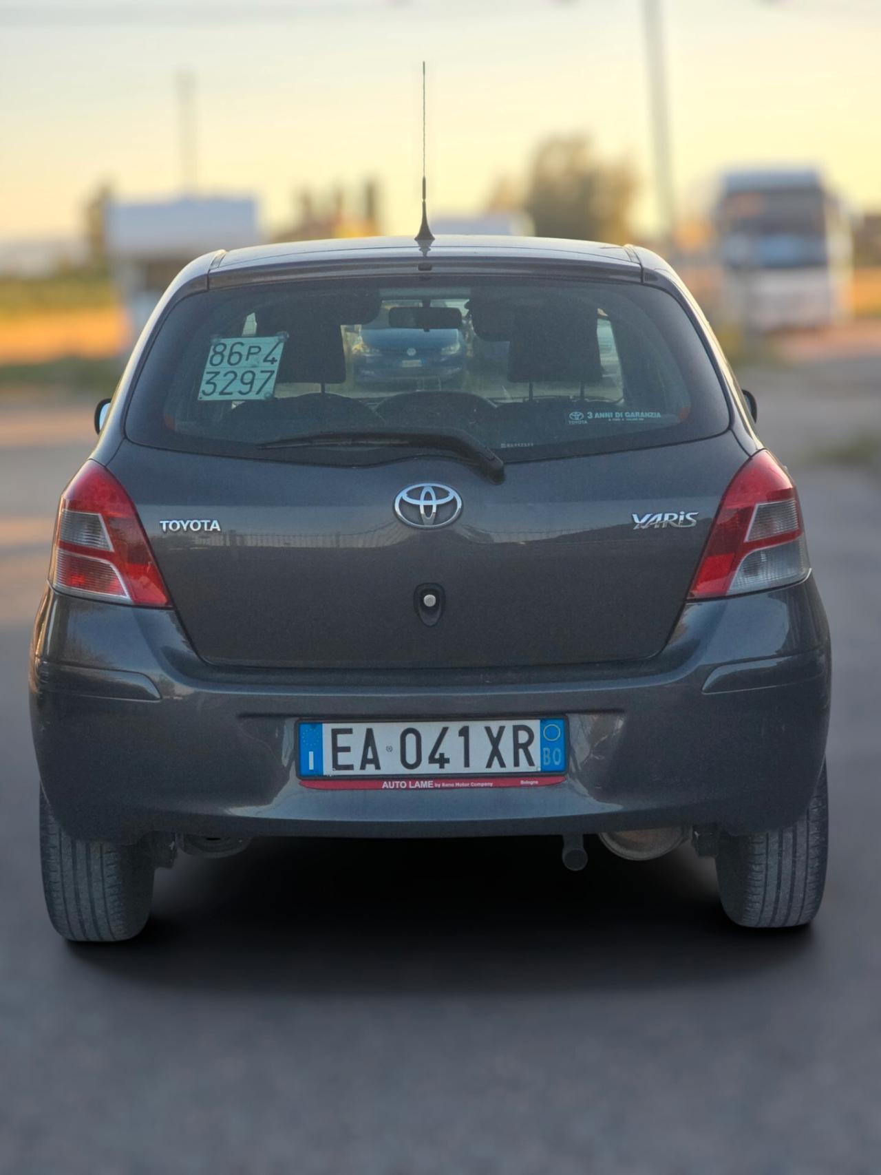 Toyota Yaris 1.33 101cv sol 5p