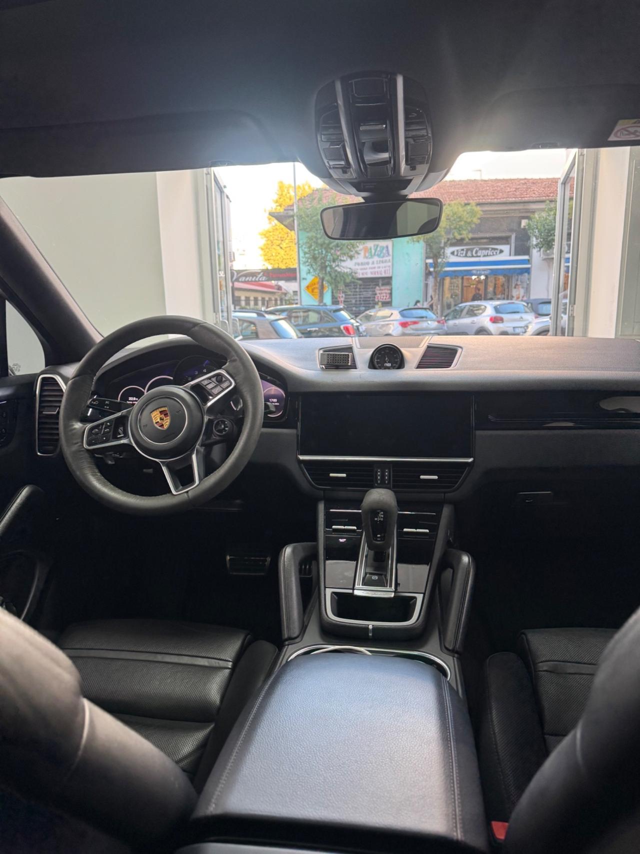 Porsche Cayenne Coupé 2.9 V6 S Platinum Edition