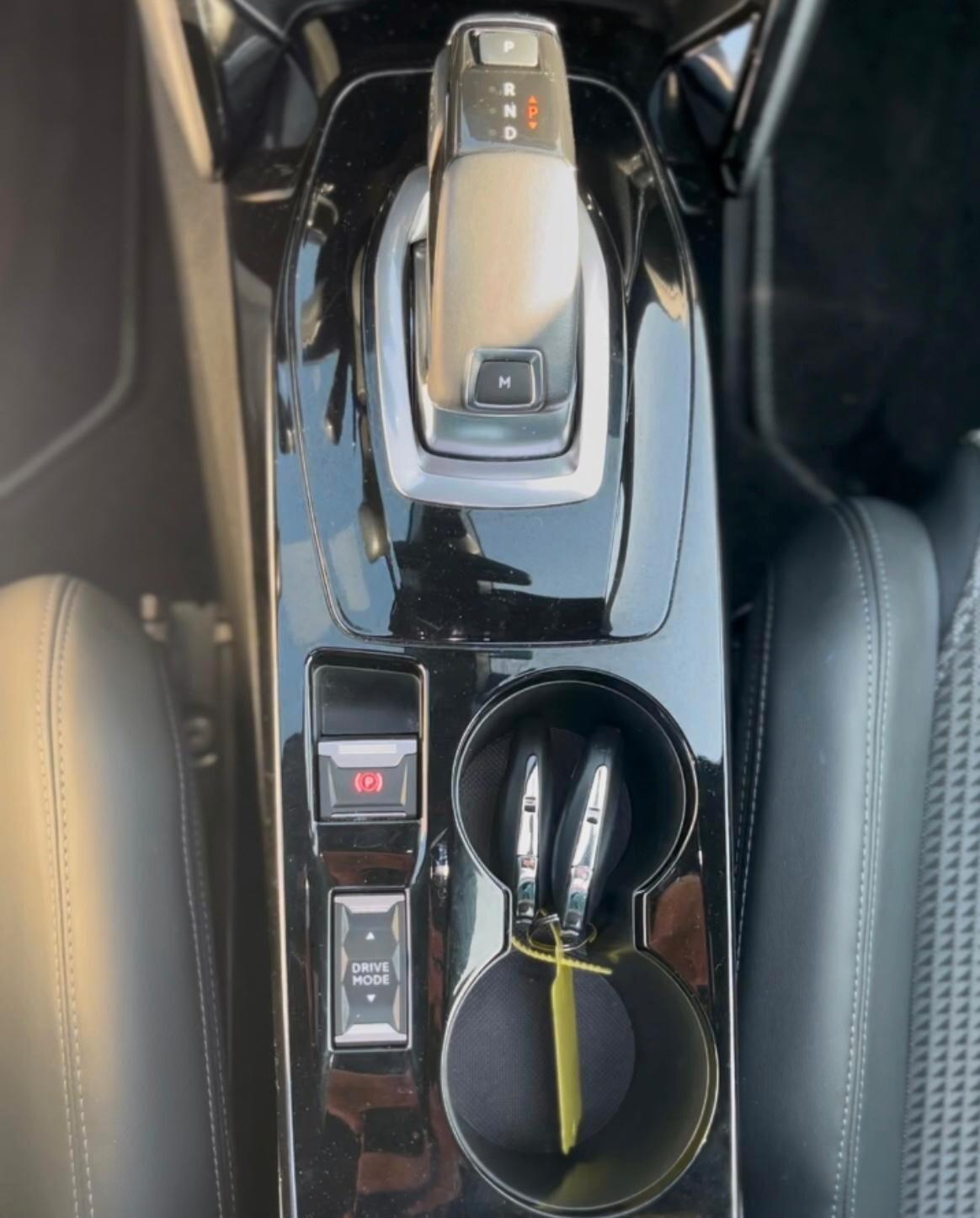 Peugeot 2008 GT 130 EAT8