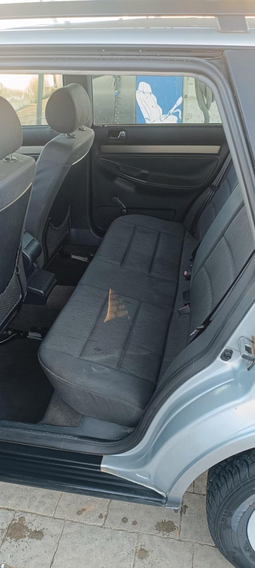 Audi A4 1.9 Tdi - Cat Avant Anno 1999