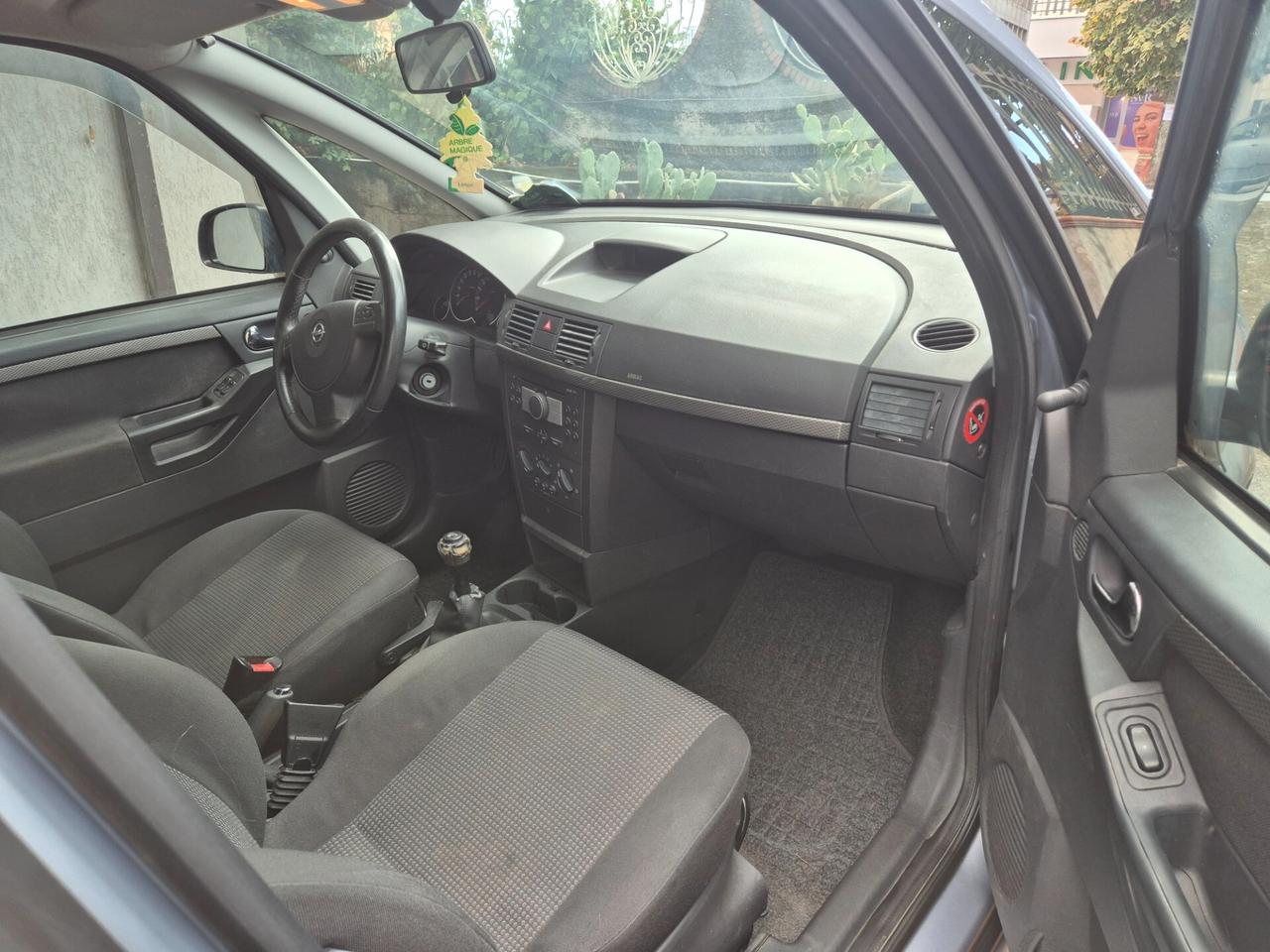Opel Meriva 1.4 16V GPL-TECH Enjoy