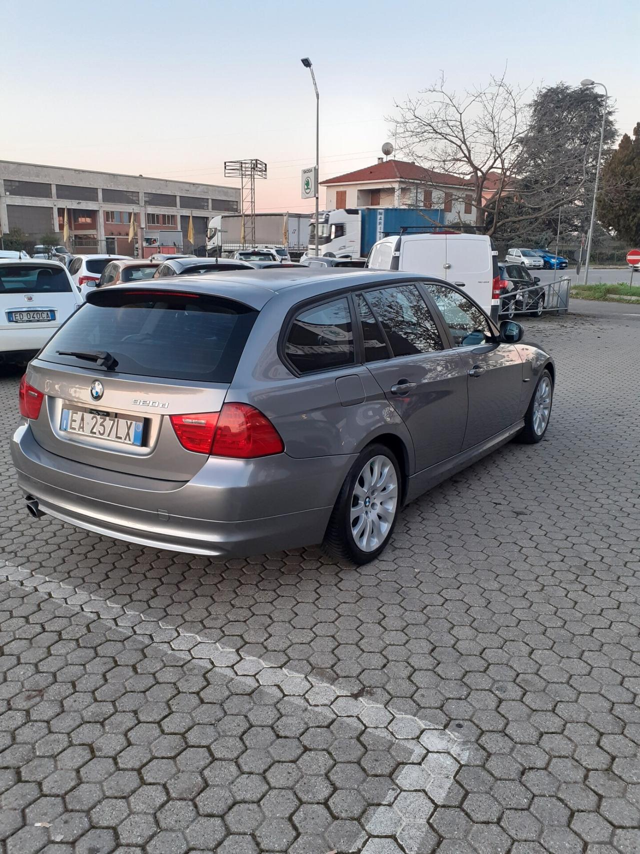 Bmw 320 320d cat Touring Eletta