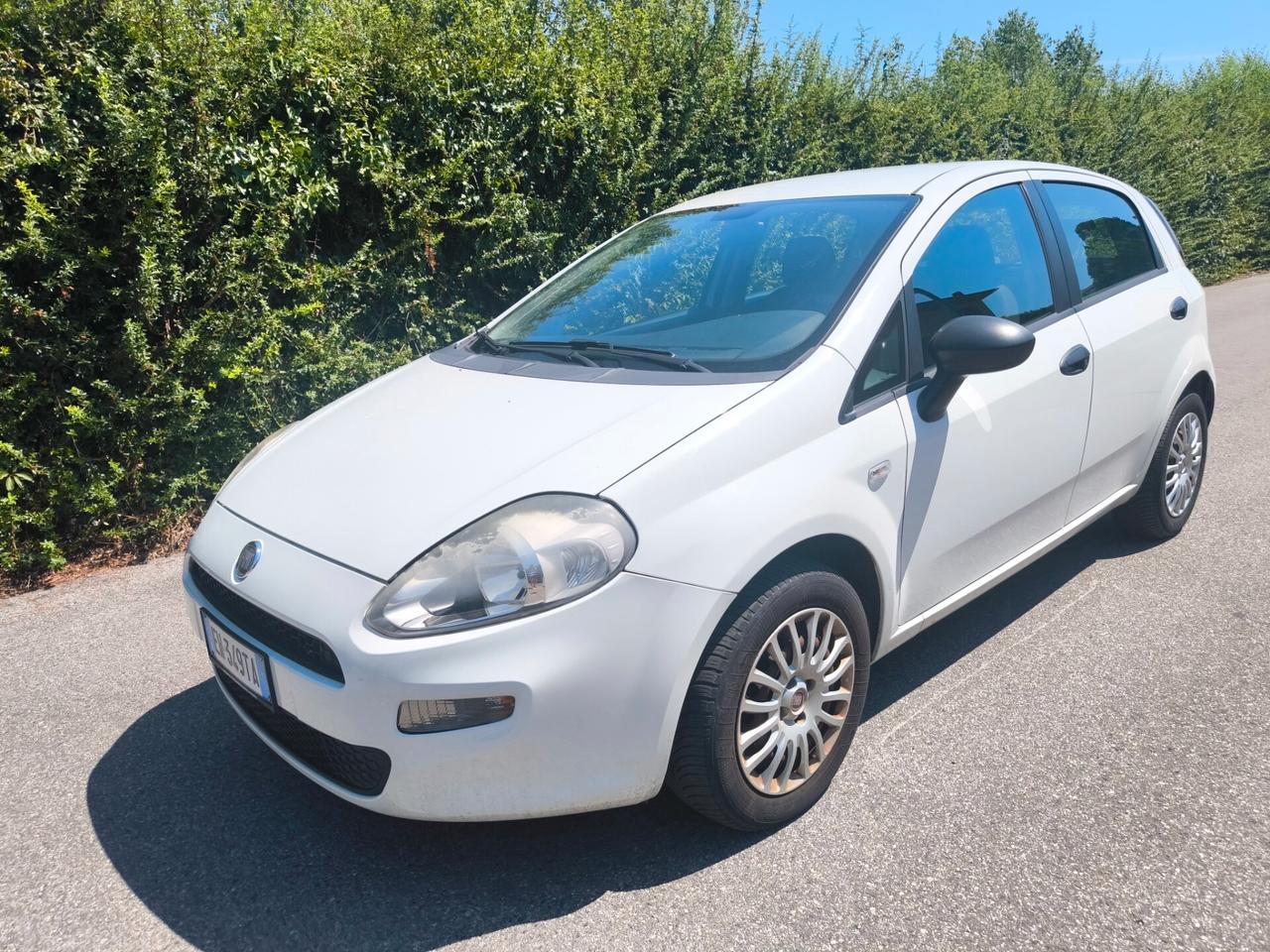 FIAT PUNTO 1,2 BENZINA- EURO 6 -OK NEOPATENTATI