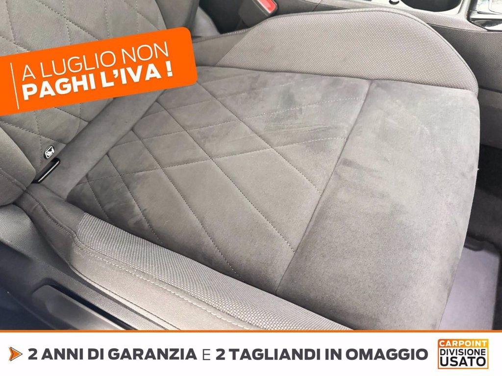 VOLKSWAGEN Golf 1.5 etsi evo style 130cv dsg del 2023