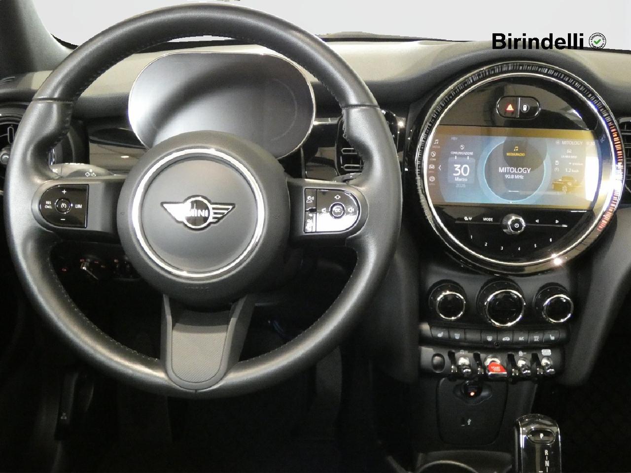 MINI Mini Cabrio (F57) - Mini 1.5 Cooper Classic Cabrio