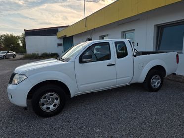 Nissan Navara 2.5 dCi perfetta e garantita 12 mesi