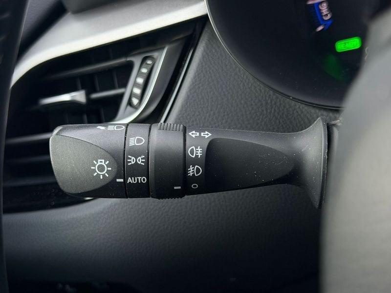 Toyota C-HR C-HR 1.8h Business e-cvt