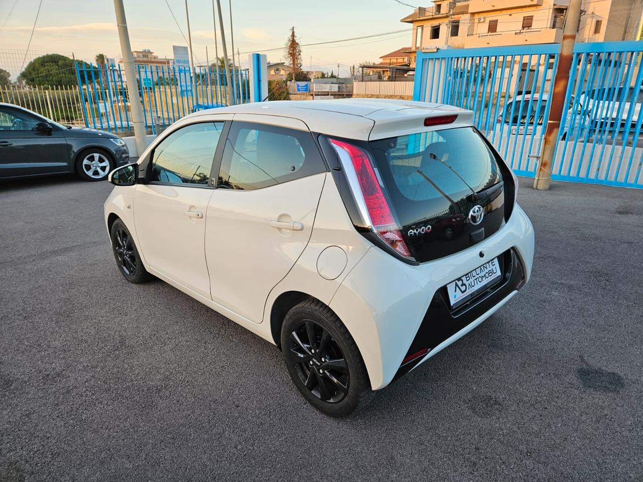 Toyota Aygo 1.0 cc 69 cv 2018