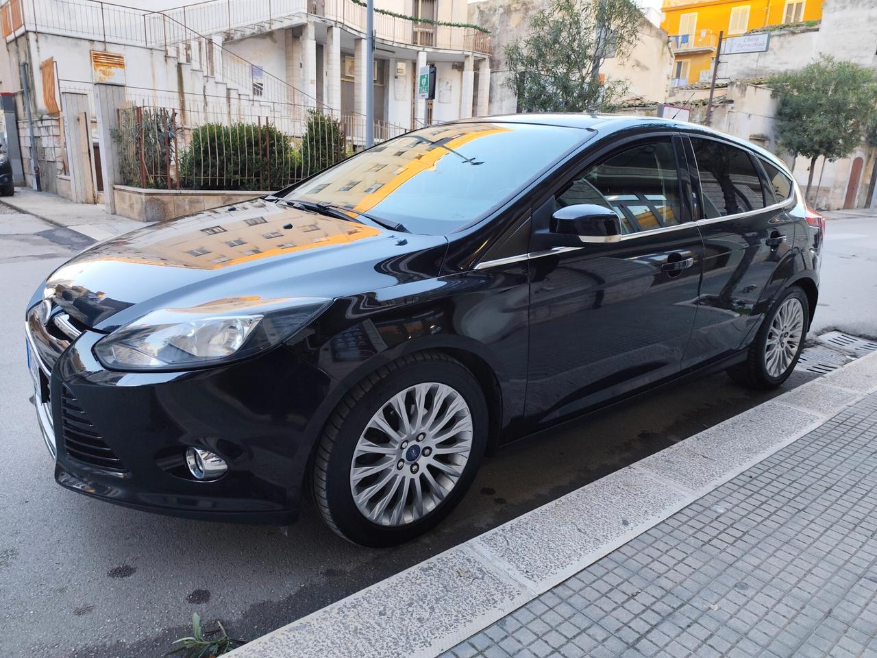 Ford Focus 1.6 TDCi 115 CV Titanium BERLINA