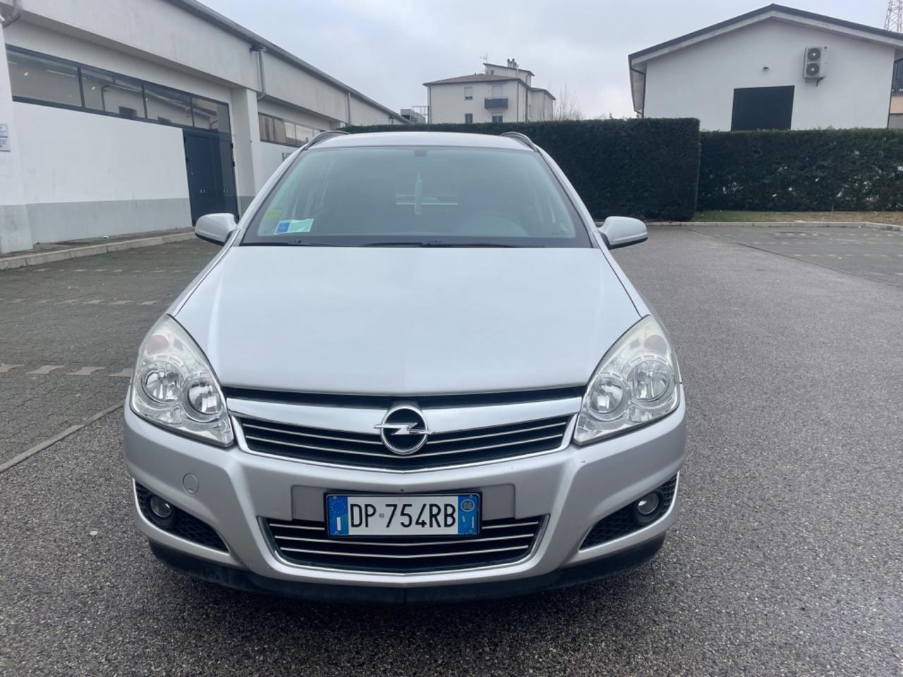 Opel Astra 1.7 CDTI del 2008 ok per neo patt