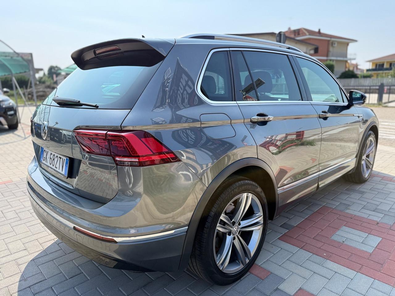 Volkswagen Tiguan 2.0 TDI DSG 150CV 150CV R-Line