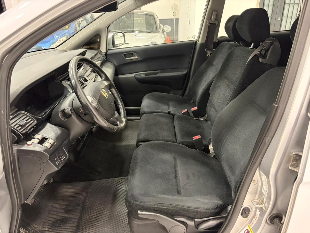 Honda FR-V 1.7 16 V VTEC GPL 6 POSTI