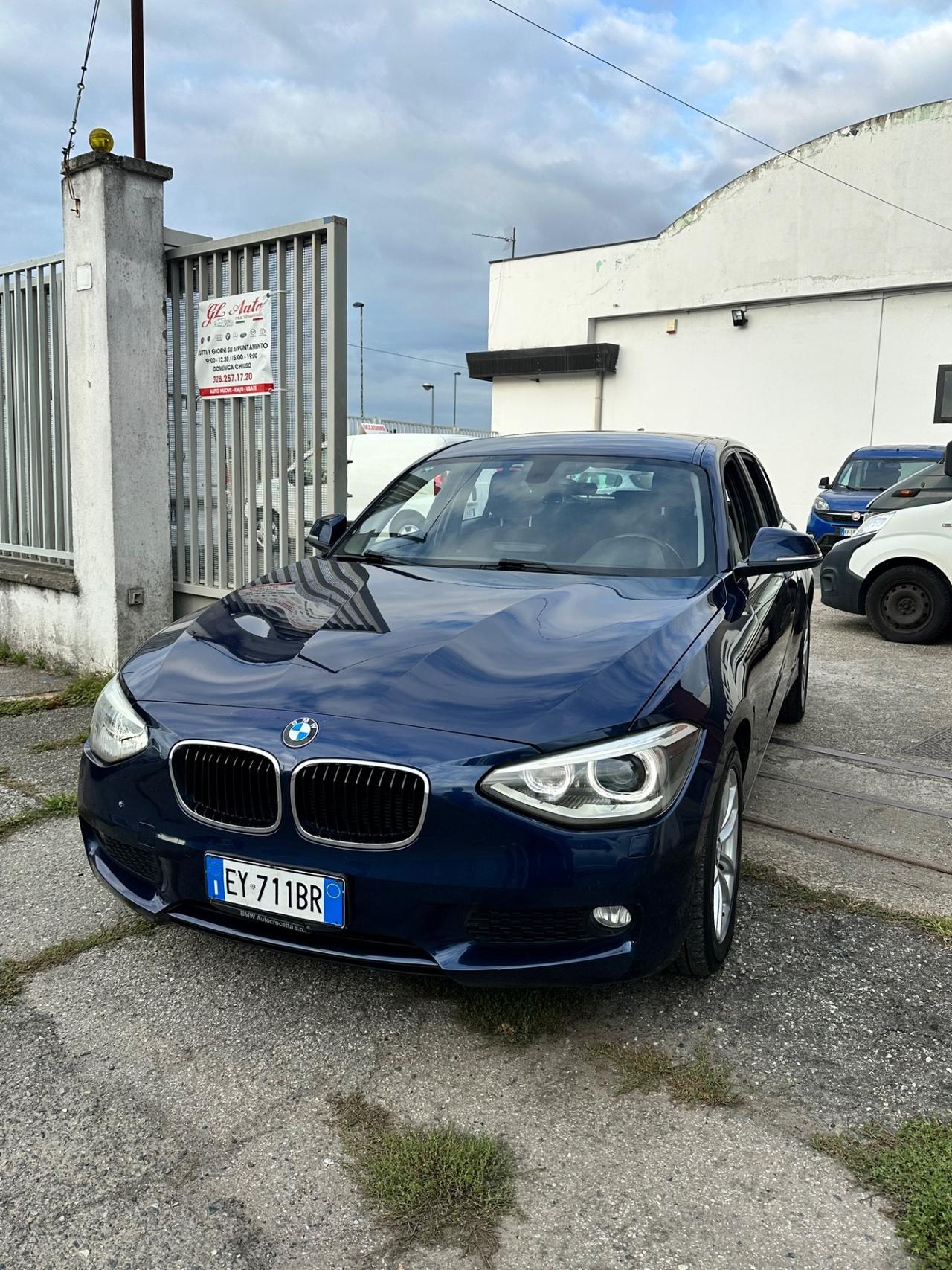Bmw 118 118d 5p. Unique