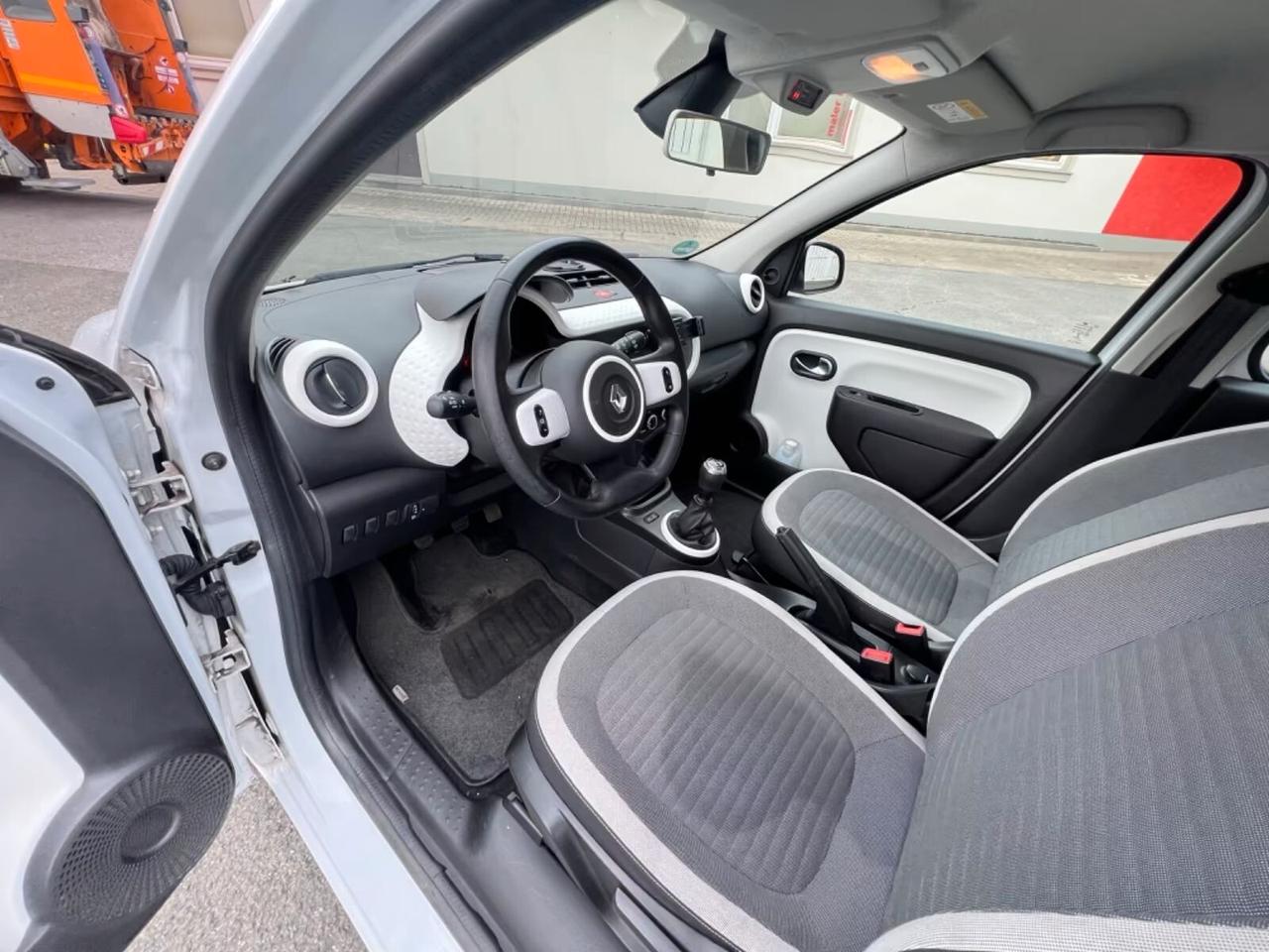 Renault Twingo SCe 65 CV Intens