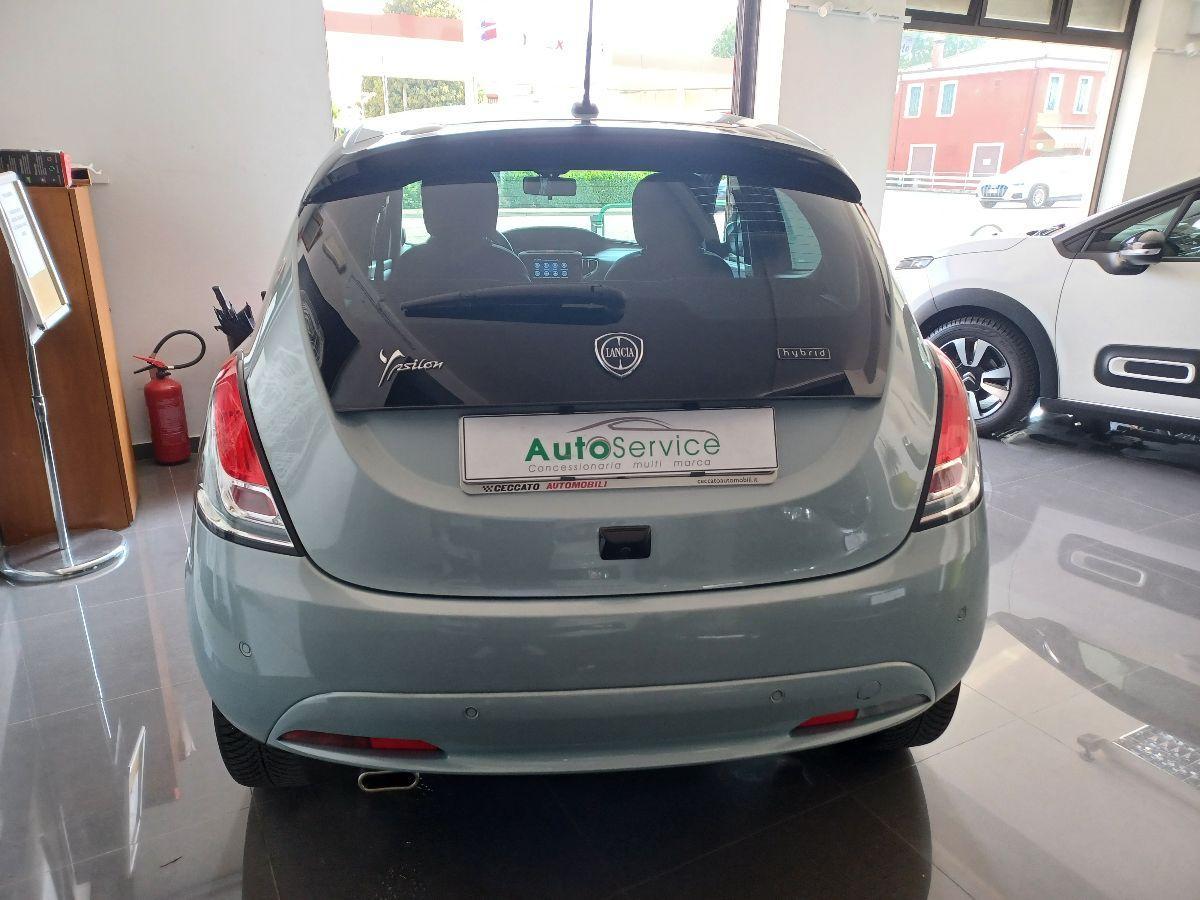 LANCIA - Ypsilon - 1.0 FireFly 5p.S&S Hyb. Platino