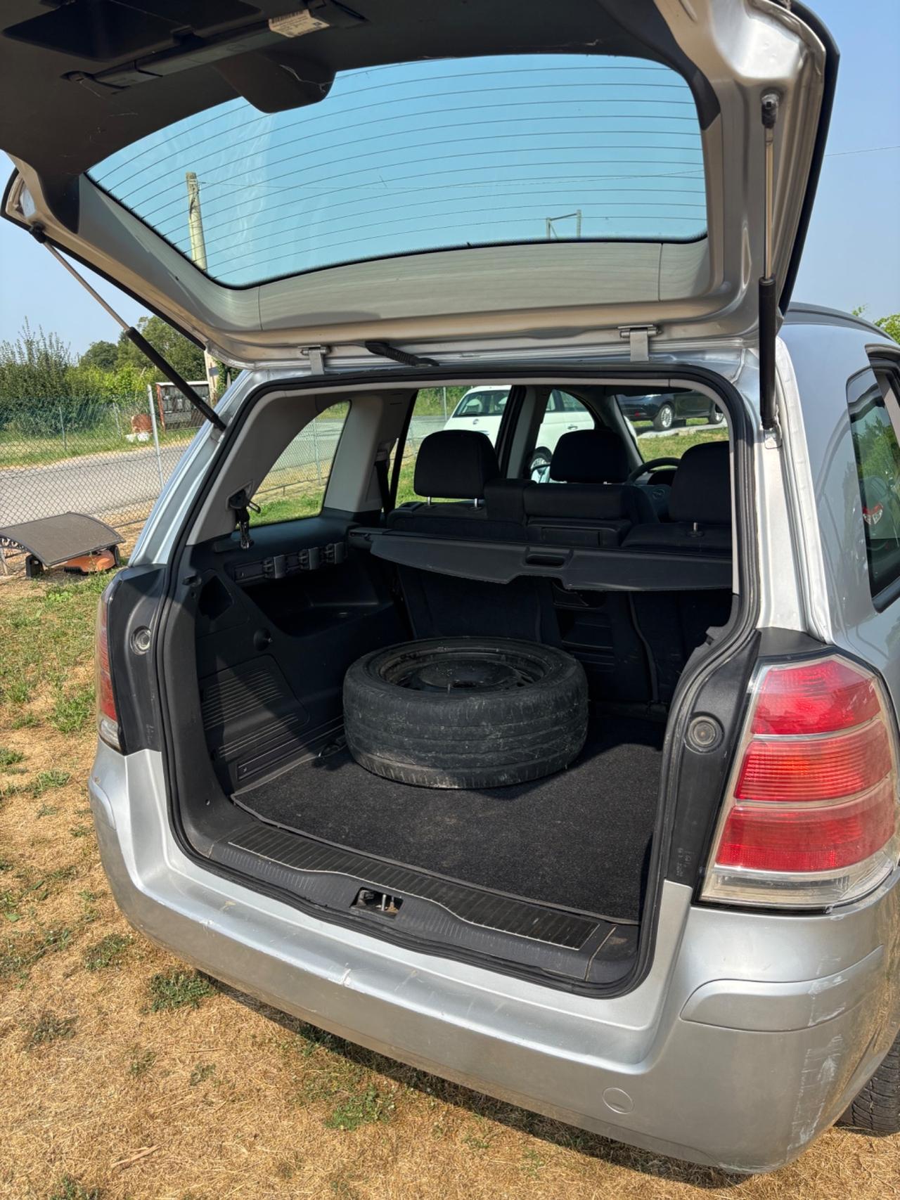 Opel Zafira 1.6 16V ecoM 94CV Cosmo 7 posti