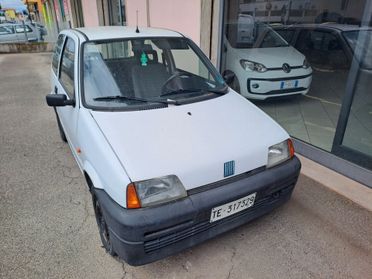 Fiat Cinquecento 900i cat