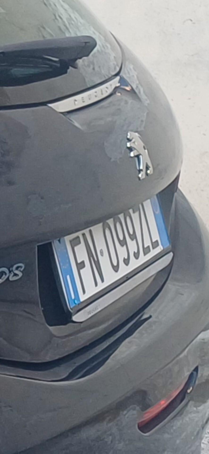 Peugeot 208 PureTech 82 5p. GPL Active