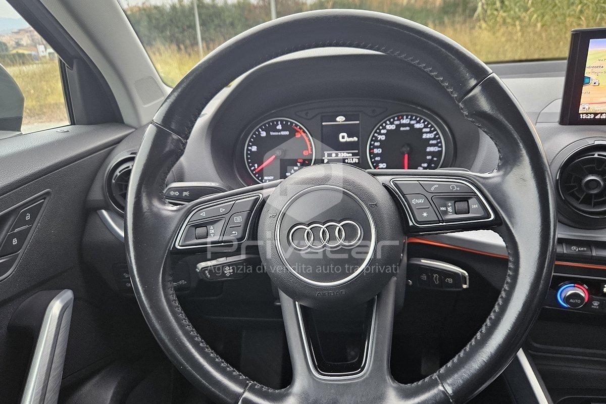 AUDI Q2 2.0 TDI quattro S tronic Business