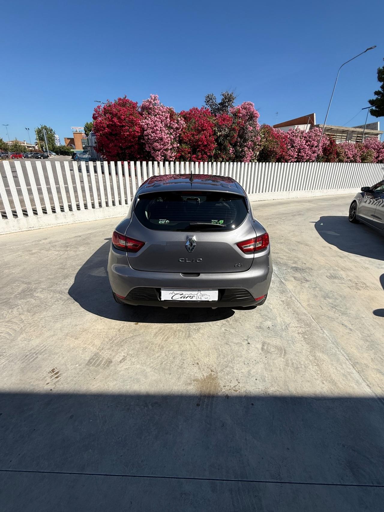 Renault Clio dCi 8V 75CV Autocarro 4 Posti